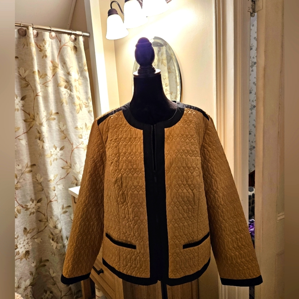 Woman's Jacket